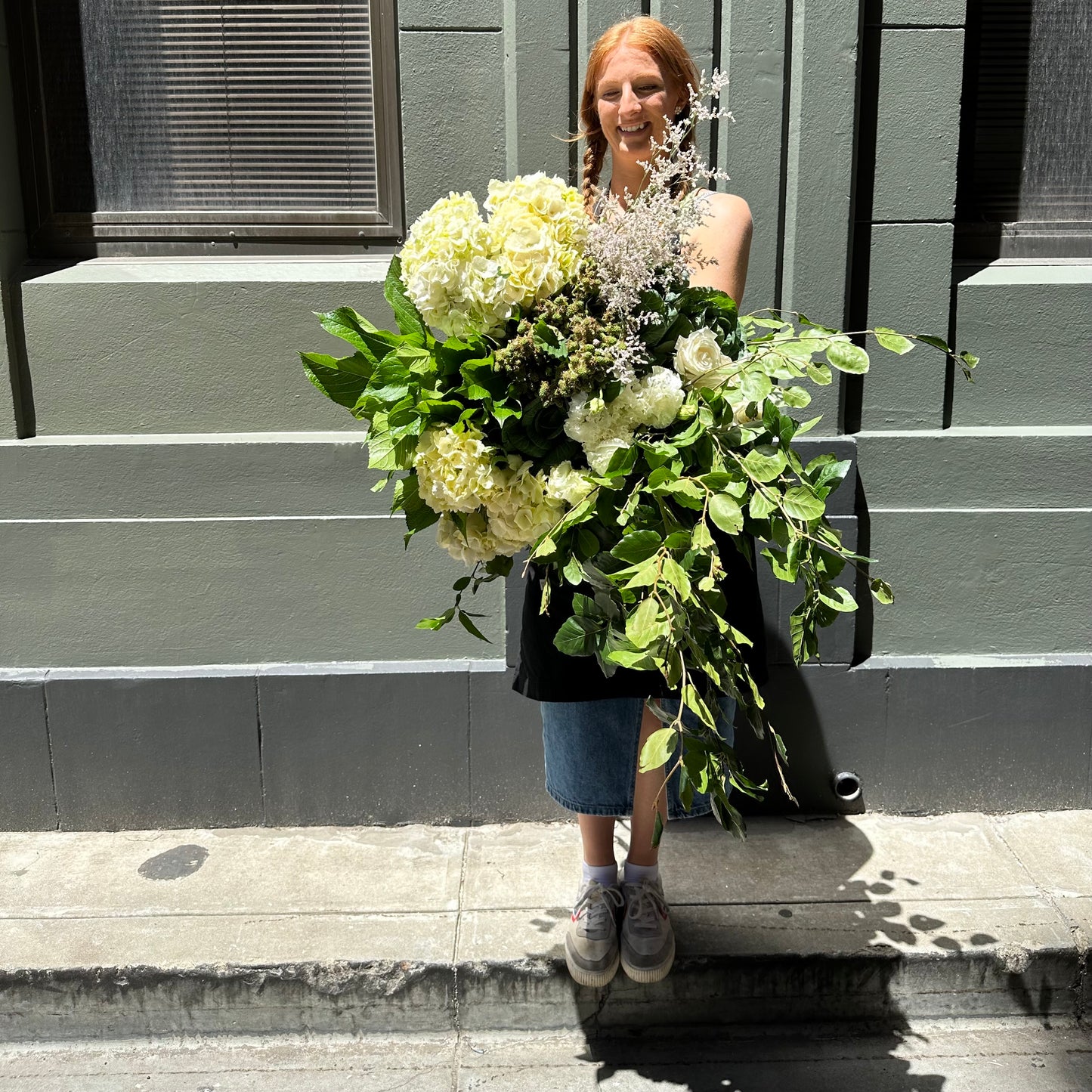 NEUTRAL FLORIST CHOICE BOUQUET